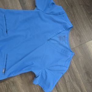 2 outfits - Medium figs